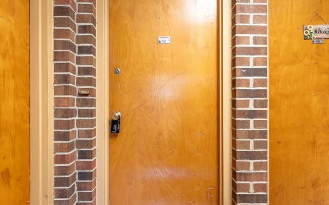 Arlington Convenience Entire 2-br 2-ba in Nova