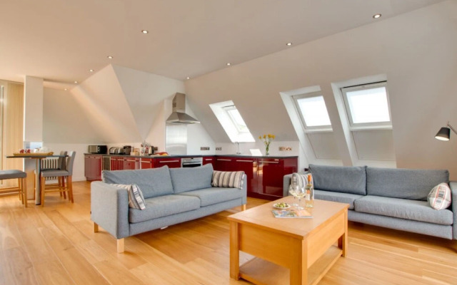 Penthouse at Pointview Croyde