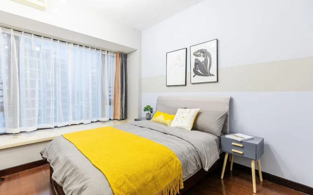 Locals Boutique Apartment Huafa Plaza 19