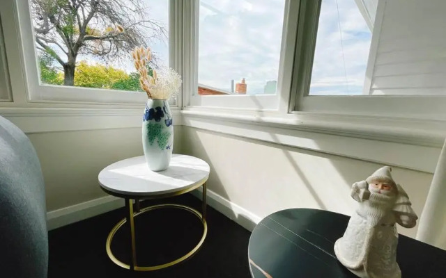 Spectacular River View- Lindisfarne