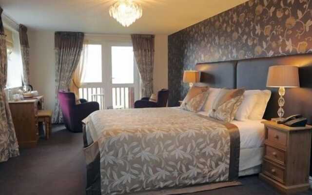 The Cliffemount Hotel
