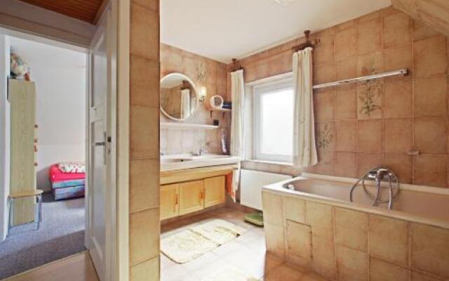 2 Single Rooms Fairground (5042)