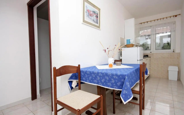 Apartments with a parking space Barbat, Rab - 4962