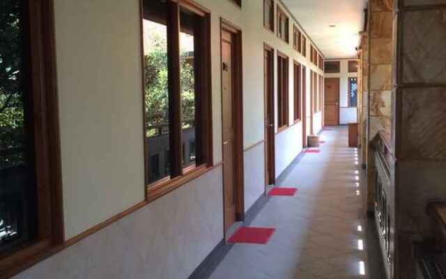 Sapta Nawa Hotel
