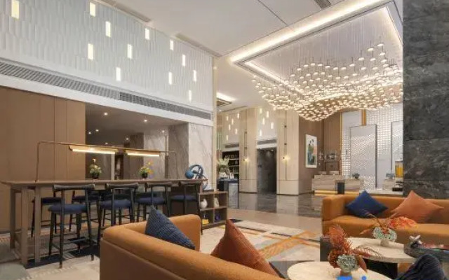 Hampton by Hilton Leshan Railway Station