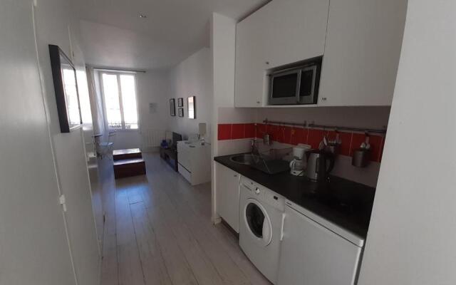 Appartement Biarritz, 1 pièce, 2 personnes - FR-1-239-760