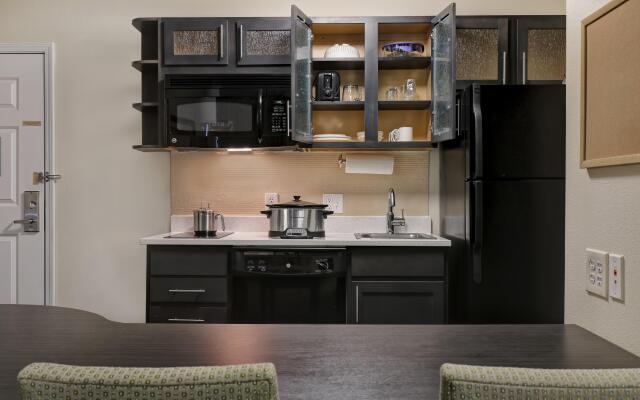 Candlewood Suites Indianapolis - South by IHG