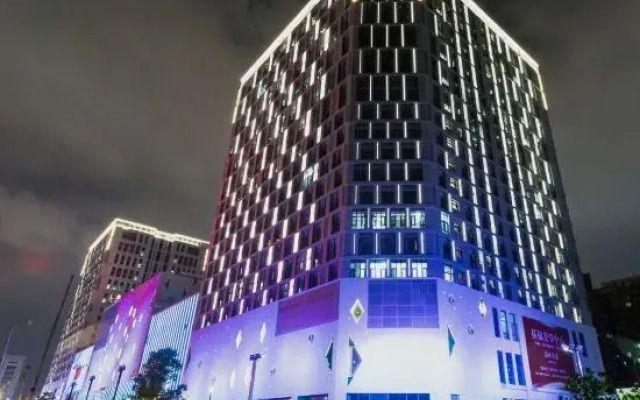 Milan Cinema Apartment