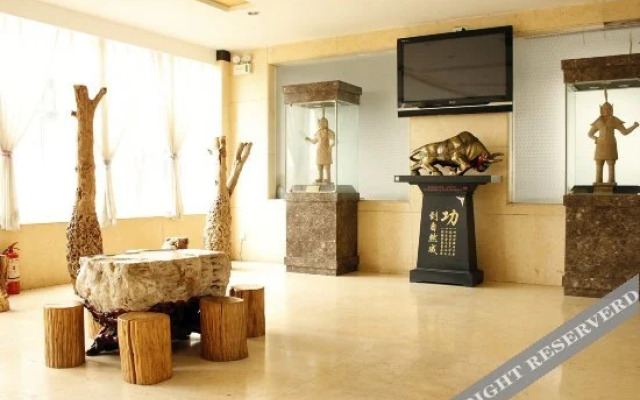 Taigeyuan Business Hotel