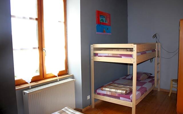 Valcaris: gites, chambre d'hotes et tables d'hotes