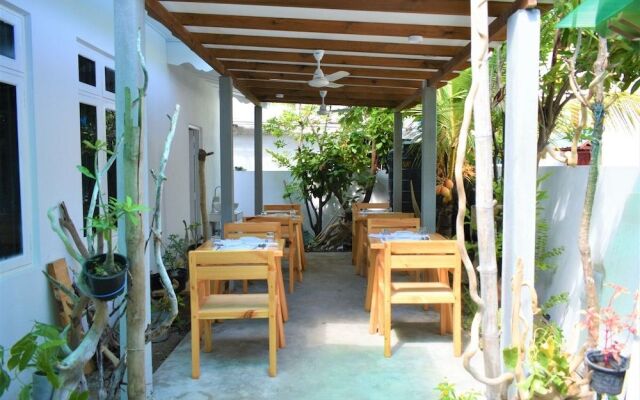 Explore Island Inn