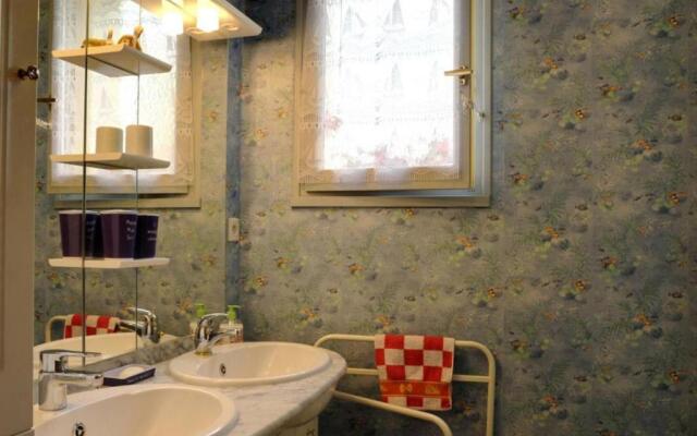 Gîte Rouilly-Sacey, 3 pièces, 4 personnes - FR-1-543-46