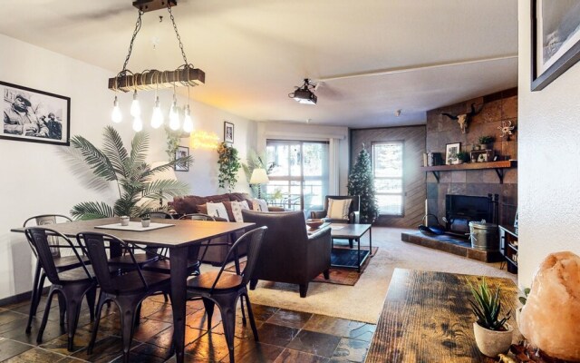 Aspen Creek #115 2 Bedroom Condo by RedAwning