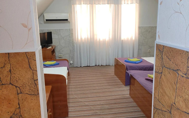 Жемчуг (Адлер)