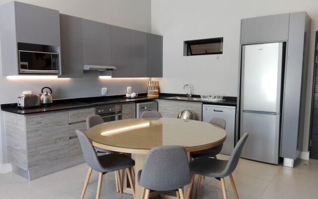 Mint Hotel Sandhurst