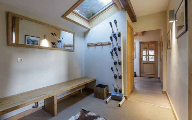 Chalet Les Tissourds 4 Central hot tub