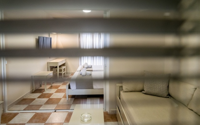 Ilios Hotel
