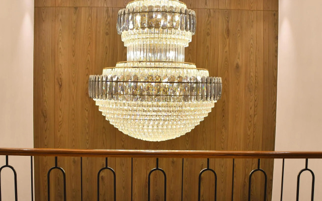 Luxuryhouse-3br-free Car & Driver-balcony-wifi