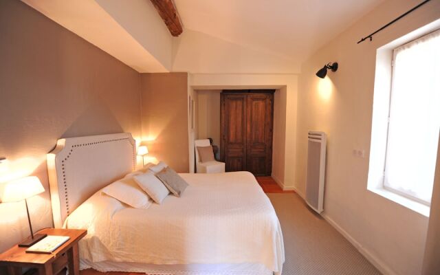 Mas Oréa côté piscine