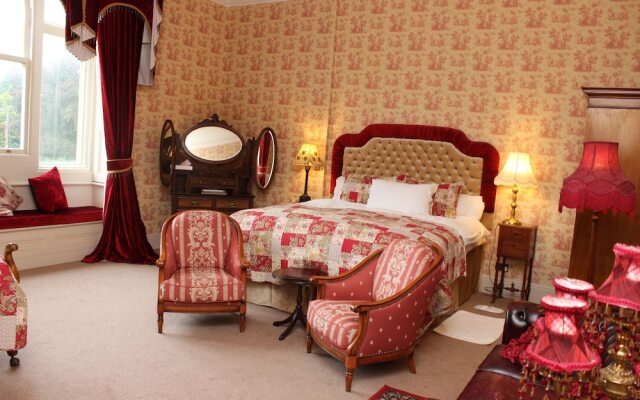 Rossington Hall