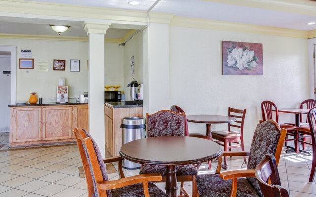 Motel 6 Bryan TX