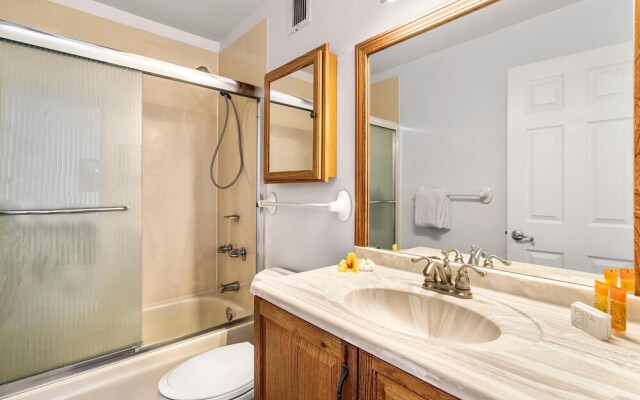 Keauhou Kona Surf & Racquet Club #5-202