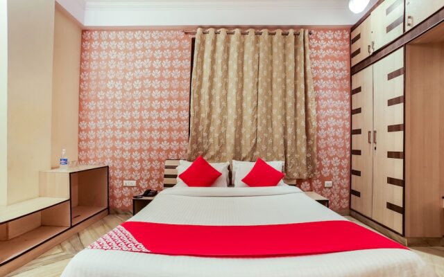 Capital O 37274 The Royal Palace