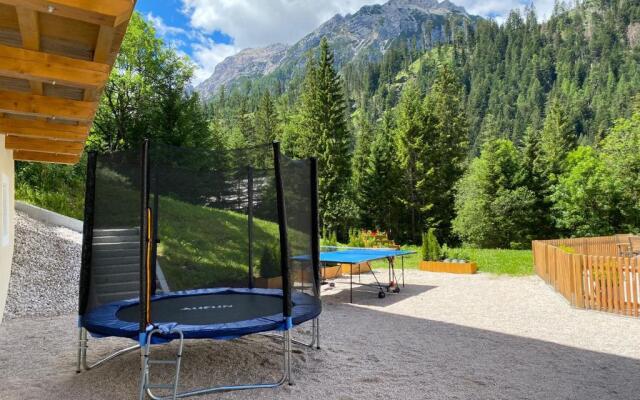 Apartments Oberhollenzer