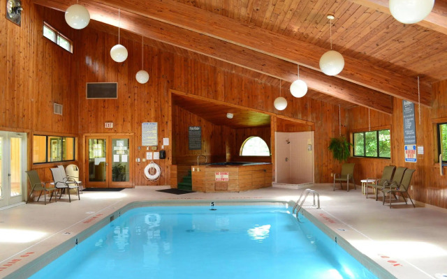 Cedar Village Condominiums