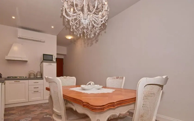 Romantic Benaco Sal - App 01