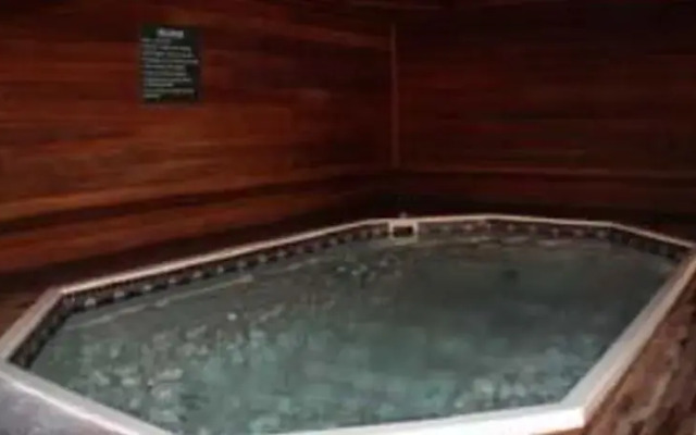 Village Square Hotel Room - VSRDH2