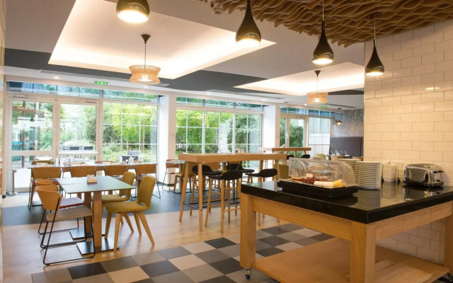 DoubleTree by Hilton Paris Bougival