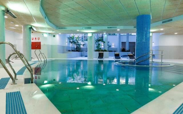 Luxury Beach Front Penthouse with own pool.BP9