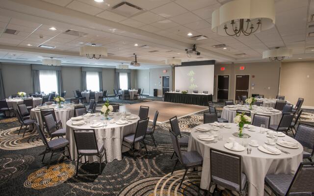 voco The Clair Cincinnati Downtown by IHG