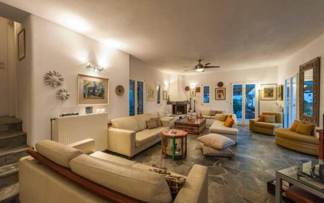 Pure White Villa - Paros