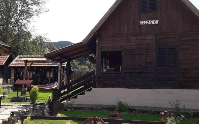 Apartment Sarganska Osmica 8