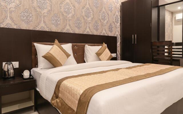 OYO Townhouse 516 Hotel N Suites