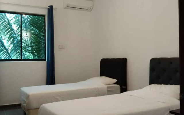 Riverside Palm Inn Sg Lembing