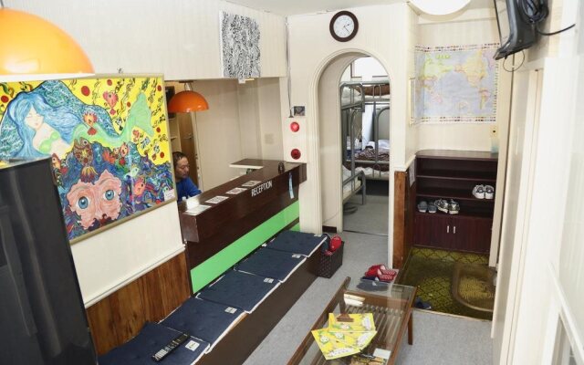 Akatsuka International Guest House - Hostel