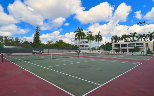 Palm Bay Club by Vtrips