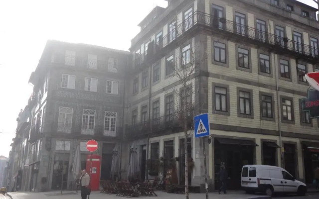 Oporto Like Home IV - Mezzanine