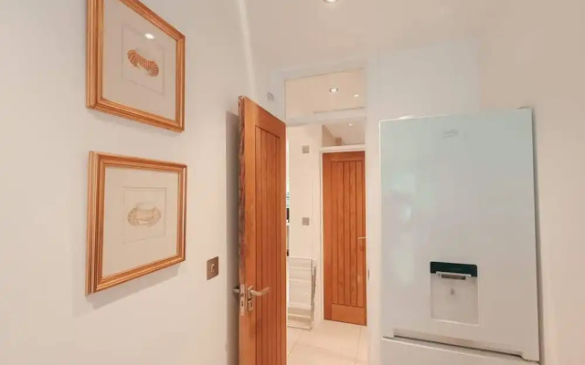 The Sandy Studio Flat in Petersham