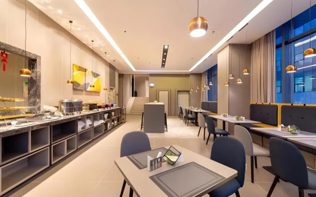 Homeinn Selected Hotel (Shenyang Hunnan 21st Century Building Subway Station)