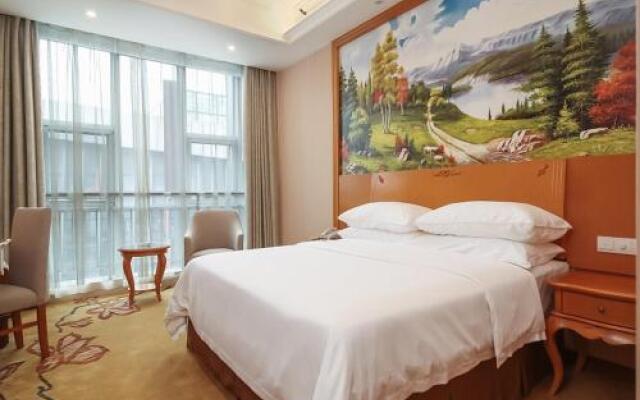 Vienna Hotel Jiangsu Nanjing Olympic Sports Center