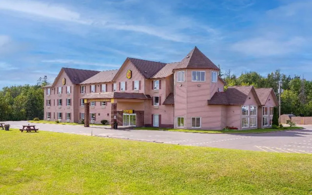 Super 8 Amherst NS