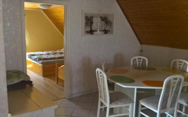 Borostyán Nyaralóház Balatonboglár