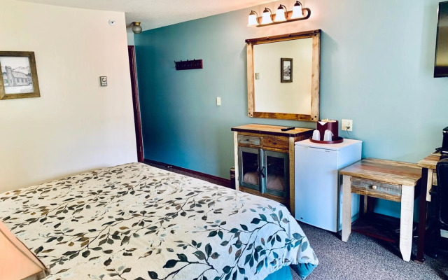 Three Valley Lake Chateau