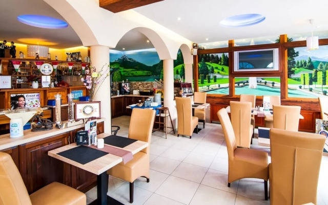 Bajor Panzio Aparthotel Restaurant - Adults Only