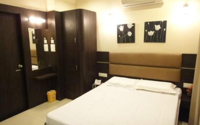 Hotel Shri-Nivas