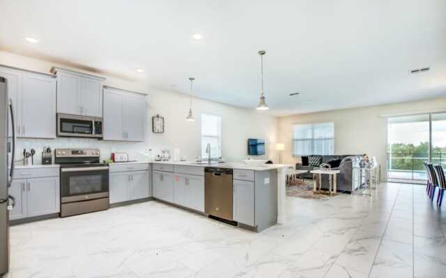 Champions Gate 1501maid